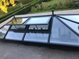 Lire la suite à propos de l’article Un Ciel Étoilé en Permanence : Les Merveilles des Plafonds Skydome