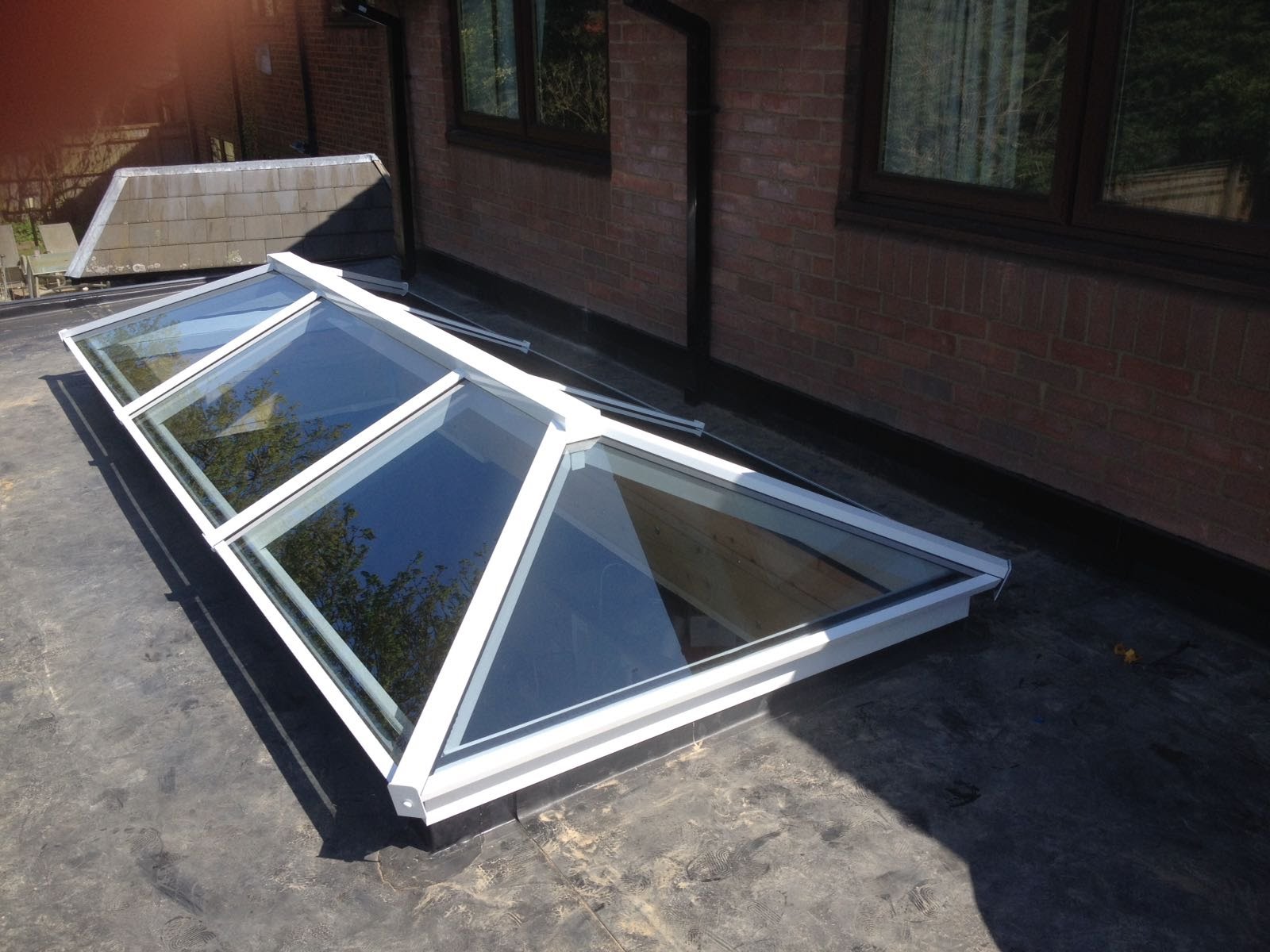 Lire la suite à propos de l’article Un Monde de Possibilités Lumineuses : Design et Fonctionnalité des Skydomes